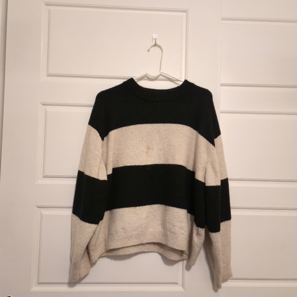 H&M Striped Black and Cream Women's Sweater